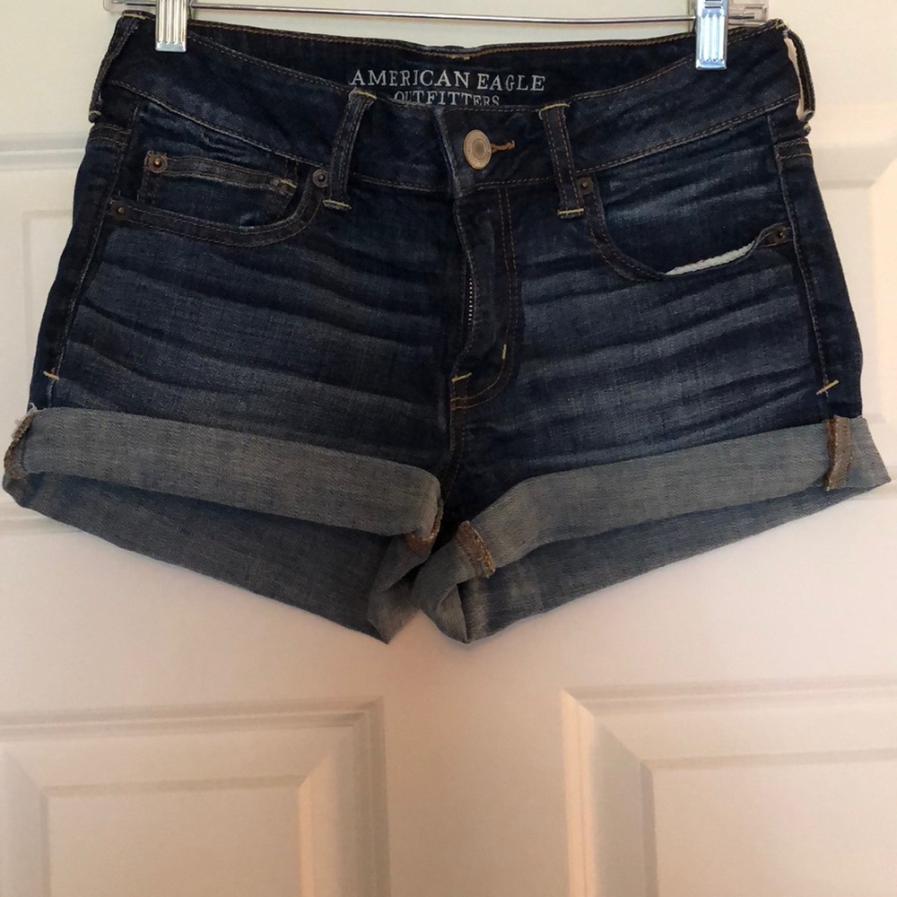 AEO Size 8 Super Stretch Shortie